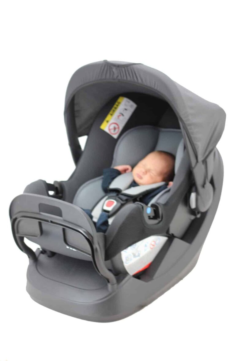 base-beone-avec-bebe-e1581604382357