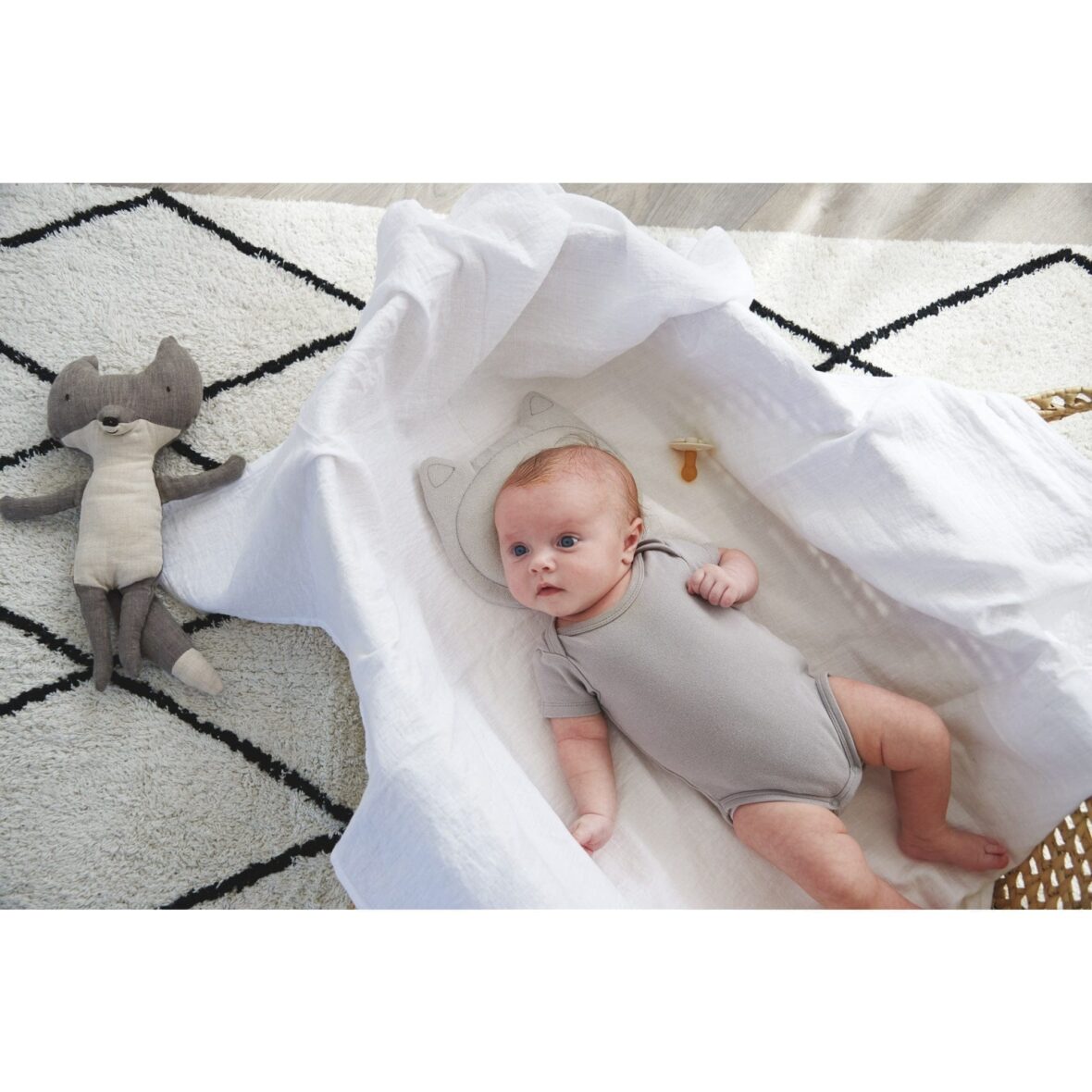 bebemaman-cale-tete-ptit-loup-tineo_4