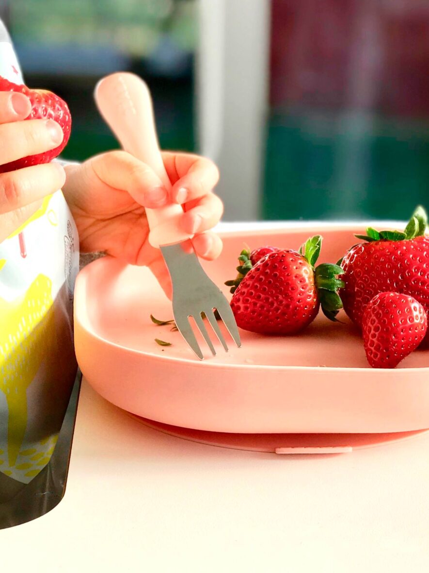 bebemaman-set-vaisselle-4-pieces-silicone-beaba-3