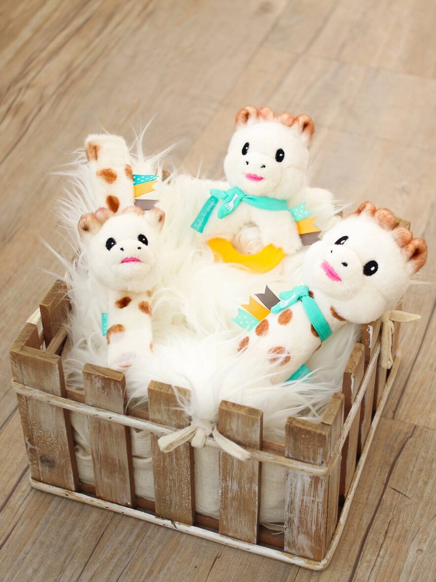 bebemaman-hochet-peluche-a-mordiller-sophie-la-girafe-2