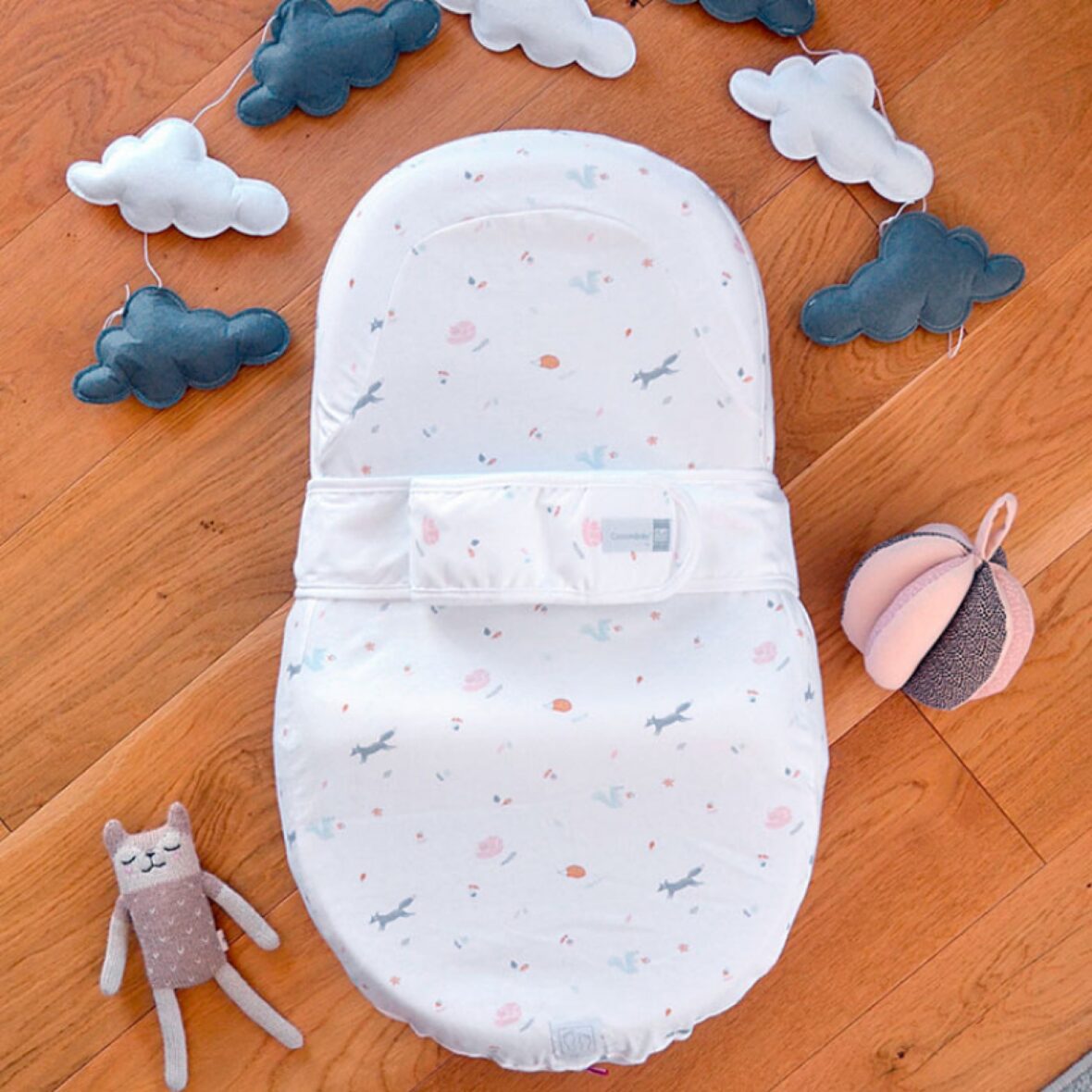 bebemaman-red castle-cocoonababy-avec-drap–happy-fox-2