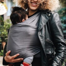 Retrouvez Neko Echarpe de portage Gris aux meilleurs prix sur Bebemaman.ma . Livraison à domicile partout au Maroc. Paiement à la livraison.