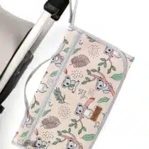 Retrouvez Hamur Tapis à langer portable Koala aux meilleurs prix sur Bebemaman.ma . Livraison à domicile partout au Maroc.