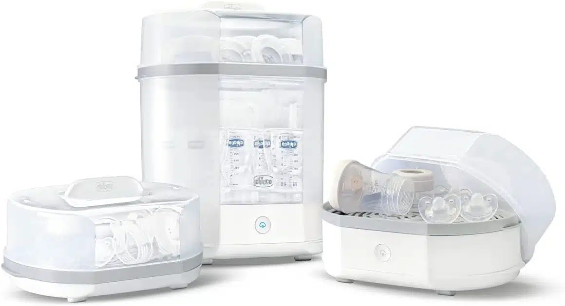 Stérilisateur 3 En 1 Chicco - Vapeur Naturelle Pour Biberons - Micro-ondes Compatible - Jusqu'à 6 Biberons - Blanc