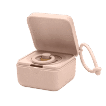 Retrouvez Bibs Boite à sucettes - Blush aux meilleurs prix sur Bebemaman.ma . Livraison à domicile partout au Maroc. Paiement à la livraison.