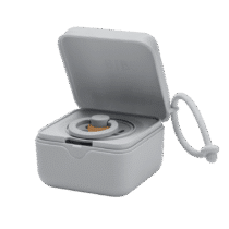 Retrouvez Bibs Boite à sucettes - Cloud aux meilleurs prix sur Bebemaman.ma . Livraison à domicile partout au Maroc. Paiement à la livraison.