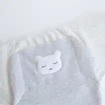 Retrouvez Domiva Couverture d'emmaillotage câlin naissance grise aux meilleurs prix sur Bebemaman.ma . Livraison à domicile partout au Maroc. Paiement à la livraison.