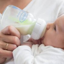 Dr. Brown's Biberon Col Large en verre - 150ml prix Maroc | Bebemaman.ma