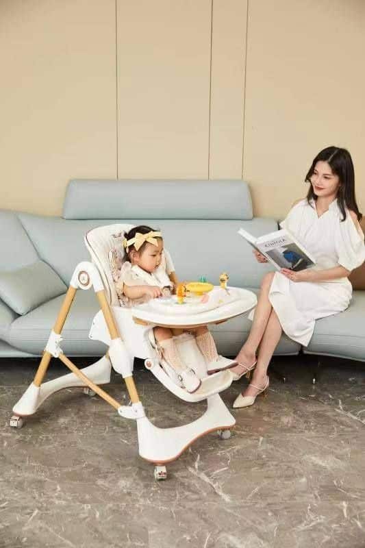 Bebemaman-Chaise haute avec fonction Balancelle et Relax Gold 1