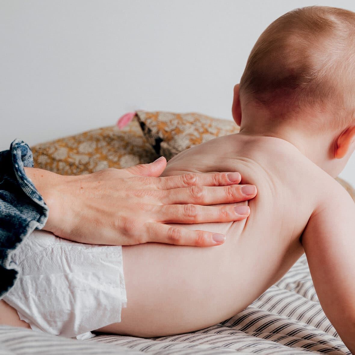 Bebemaman-Biolane Spray d&rsquo;huile d&rsquo;amande douce 3