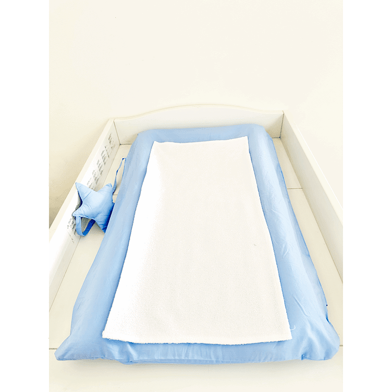 Matelas à langer imperméable avec housse – Bleu Ciel