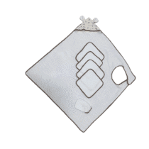 Retrouvez Tablier Sortie de bain 100x100cm + 4 mini serviettes + Gant Couleur Blanc Beige aux meilleurs prix sur Bebemaman.ma . Livraison à domicile partout au Maroc. Paiement à la livraison.