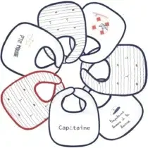 Retrouvez Trois Kilos Sept Lot de 7 Bavoirs - Capitaine bisous 4m+ aux meilleurs prix sur Bebemaman.ma . Livraison à domicile partout au Maroc.