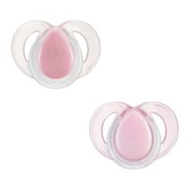 Retrouvez Tommee Tippee Lot de 2 sucettes Nightime orthodontic 6-18m aux meilleurs prix sur Bebemaman.ma . Livraison à domicile partout au Maroc. Paiement à la livraison.