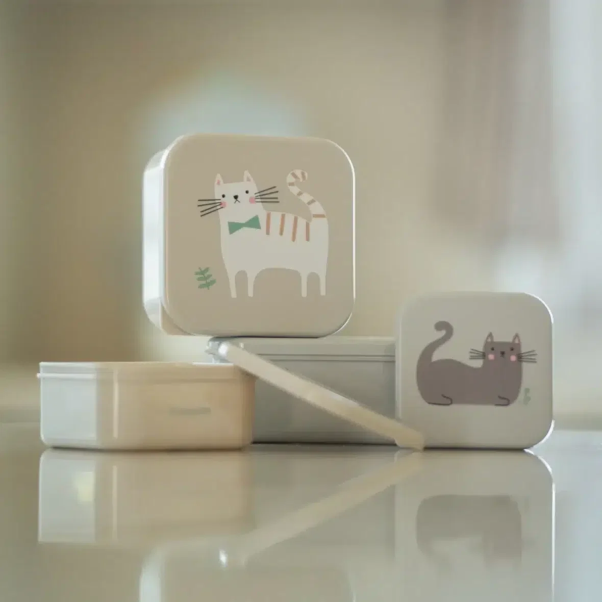 Bebemaman Kikkaboo Set de 4 Boîtes à Lunch Kitty Cat Grey 1