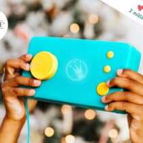 Avec Lunii Ma Fabrique à Histoires Verte , offrez à votre enfant une conteuse interactive sans écran qui lui permet de créer et d’écouter ses propres histoires audio.