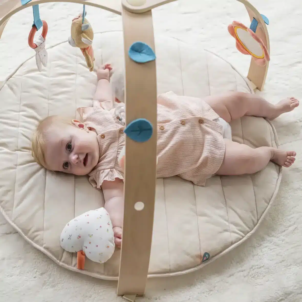 Nattou Tapis d&rsquo;Éveil Mila Lana et Zoé Arches en Bois Beige 4 – bebemaman.ma