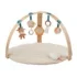Offrez à bébé des moments d'éveil inoubliables avec le tapis d'éveil Nattou Mila, Lana et Zoé. Design en bois beige, arches ludiques et douceur extrême. Livraison rapide au Maroc !