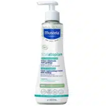 Apaisez la peau atopique avec Mustela Stelatopia+ Crème Relipidante Bio 300ml : anti-grattage, sans parfum, dès la naissance. Disponible sur Bebemaman.ma.