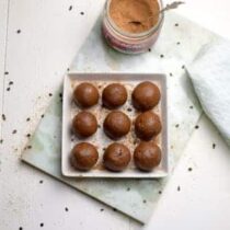 Découvrez la purée de noix de cajou bio Terra Sana : 100% naturelle, sans gluten, sans sucres ajoutés. Une texture crémeuse idéale pour tartines, cuisine et pâtisseries !