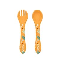 Découvrez le kit de couverts en silicone Chompy le lion de Sassi Junior : ergonomiques, sûrs et ludiques, parfaits pour les repas des tout-petits dès 6 mois.