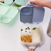BBox Mini Lunch Box Chill Out : boîte à goûter compartimentée et étanche pour enfant. Cuillère incluse, sans BPA. Livraison rapide sur Bebemaman.ma.