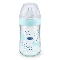 Offrez à votre bébé une tétée naturelle avec le biberon en verre NUK Nature Sense 240 ml – Bleu. Tétine innovante, anti-colique, indicateur de température et capuchon anti-fuite.