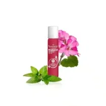 Soulagez rapidement les piqûres d’insectes avec le Puressentiel Anti-Pique Roller Apaisant 5ml. Formule 100% naturelle aux huiles essentielles.