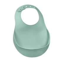 Bavoir Béaba en silicone vert sauge – récupérateur pratique, poche large, fermeture réglable, facile à nettoyer. Dès 4 mois. Livraison rapide au Maroc.