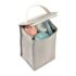 La pochette repas isotherme Béaba gris perle garde biberons et petits pots au frais ou au chaud. Compacte, légère et résistante, idéale en déplacement !