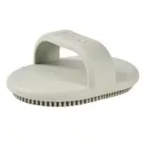Brosse de bain Béaba en silicone Vert‑de‑gris – double texture douce nettoyante et apaisante, ergonomique, idéale pour cradle cap, antidérapante.