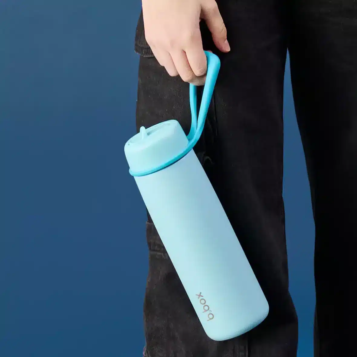 BBox Gourde Isotherme à Couvercle Rabattable 690ml – Lagoon – 2 – bebemaman