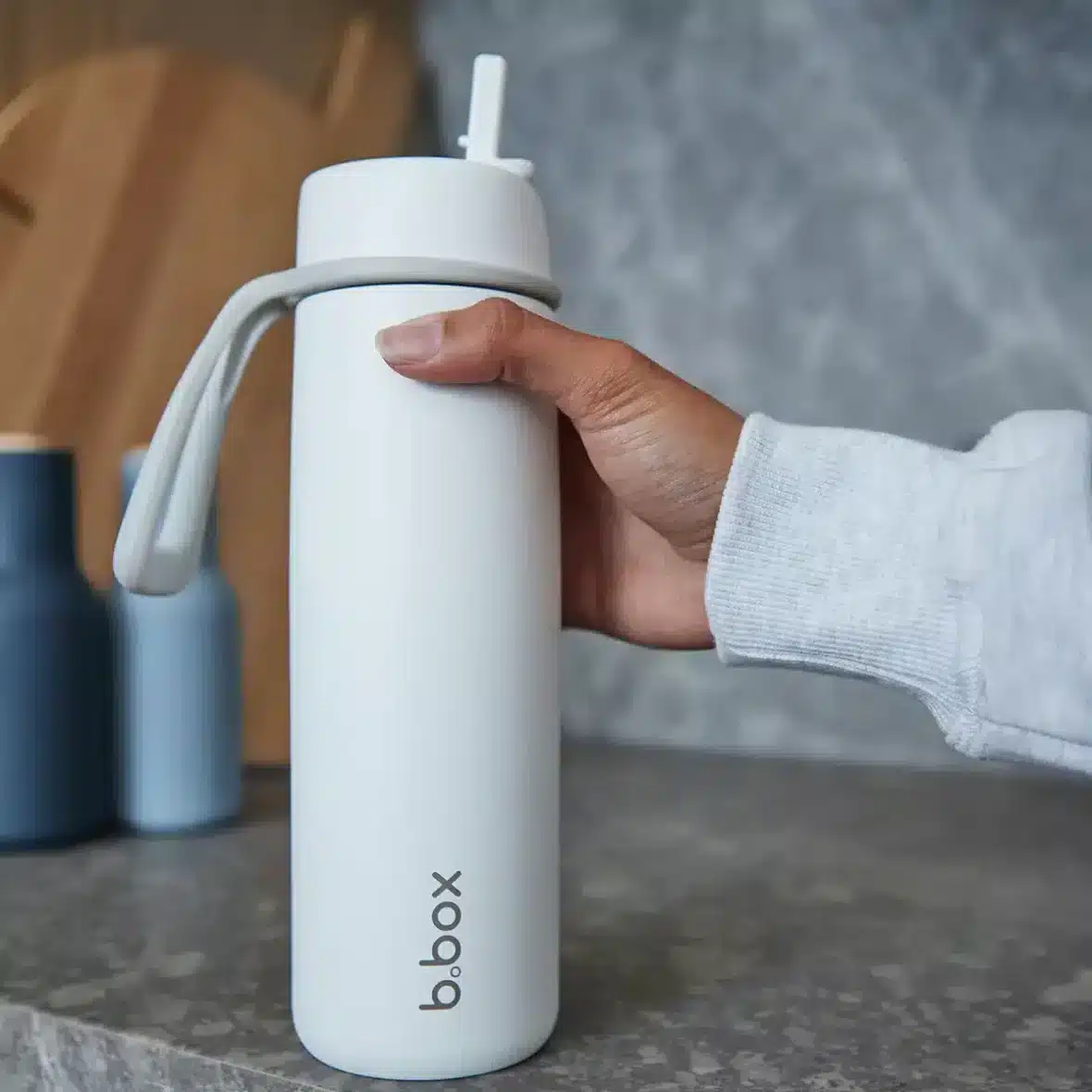 BBox Gourde Isotherme à Couvercle Rabattable 690ml – White Out -2- bebemaman