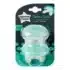 Soulagez efficacement les gencives sensibles de votre bébé avec l’anneau de dentition Tommee Tippee 3 mois+, léger, souple et parfaitement adapté aux petites mains. Idéal pour apaiser les poussées dentaires dès 3 mois.