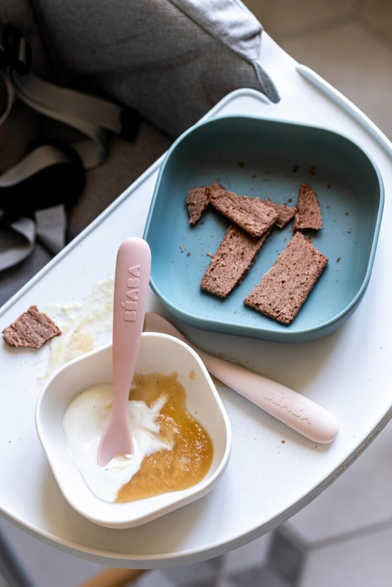 cuillères en silicone avec étui de voyage – Beaba (9) bebemaman