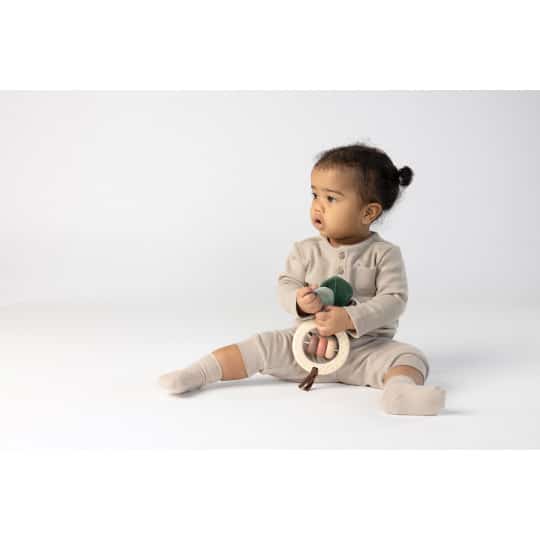 hochet en bois bébé Tiny Love Garden of Adventures (7) bebemaman