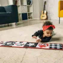 livre en tissu bébé Tiny Love Rock & Roll