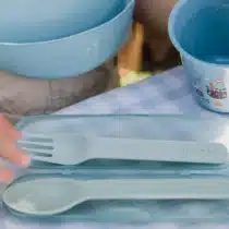 suavinex cuillère et fourchette avec étui bleu 12m+