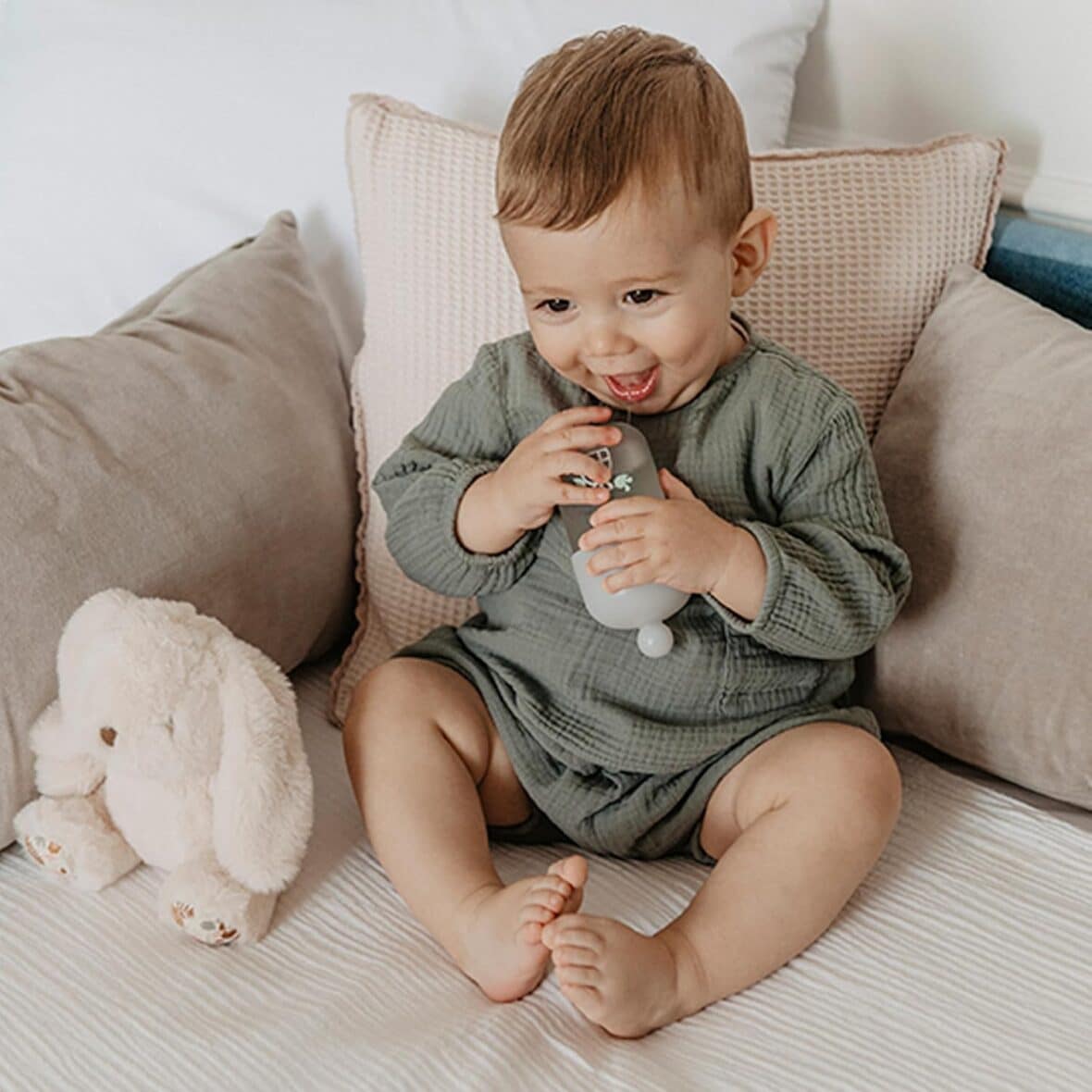 Coffret baby cologne Suavinex avec peluche blanc (3) bebemaman