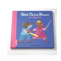 Petit Ours Brun Se Déguise