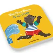 Petit Ours Brun à la mer bébé