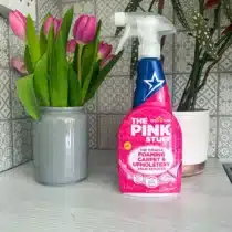 The Pink Stuff Détachant Miracle Moussant Pour Tapis Et Tissu D'ameublement 500ml