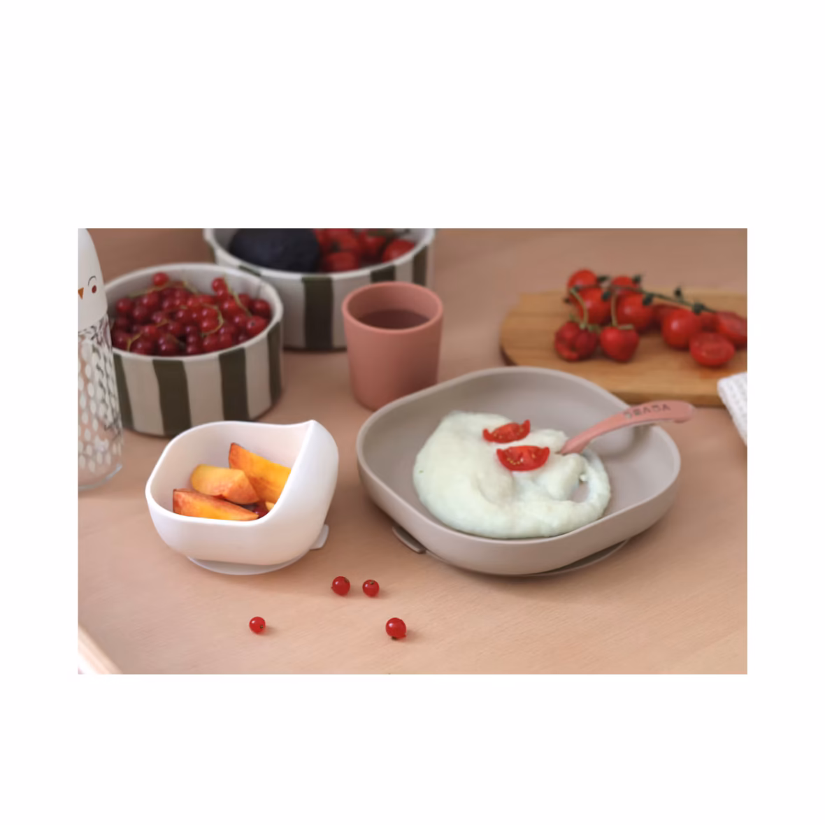 Béaba set vaisselle silicone 4 pièces Terracotta avec assiette et bol à ventouse, verre et cuillère -2-bebemaman